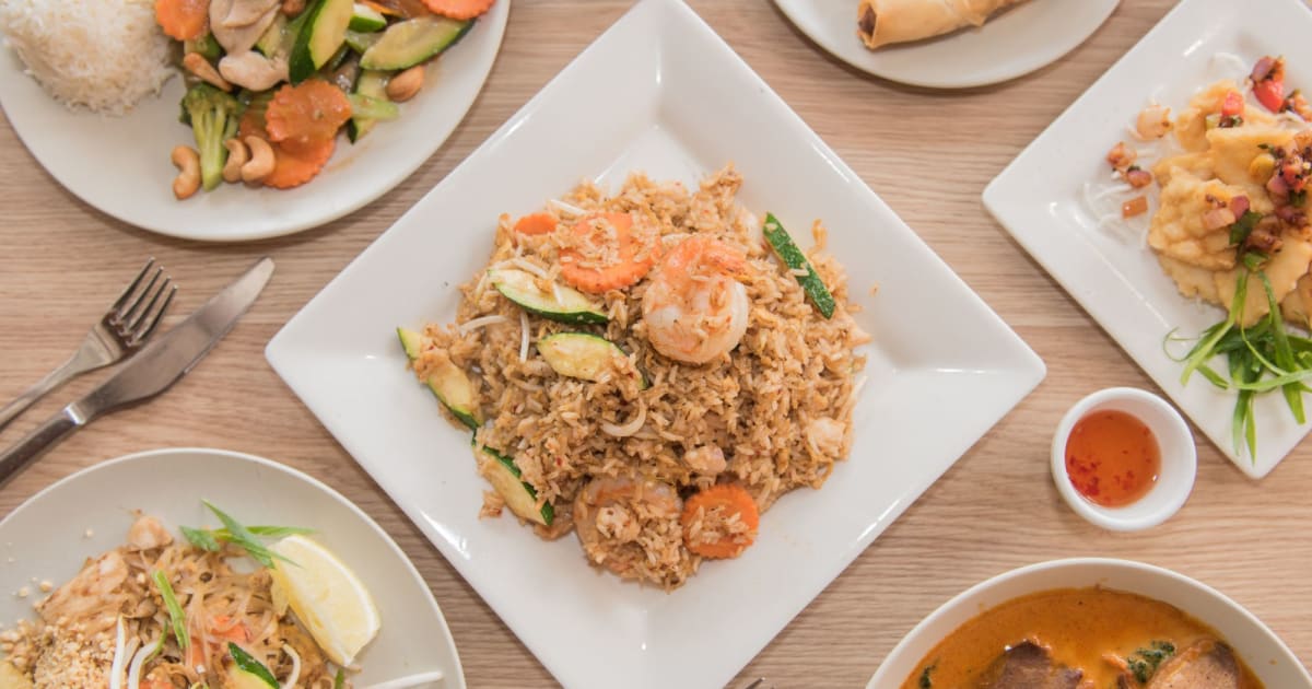 Sing's Asian Kitchen restaurant menu in Coorparoo Order from Menulog