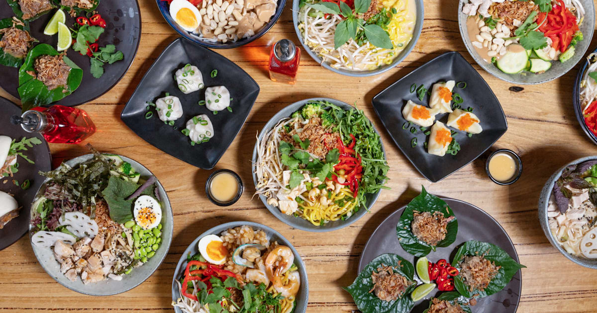 Owens Dumpling Noodle Bar restaurant menu in Rosebud Order from Menulog