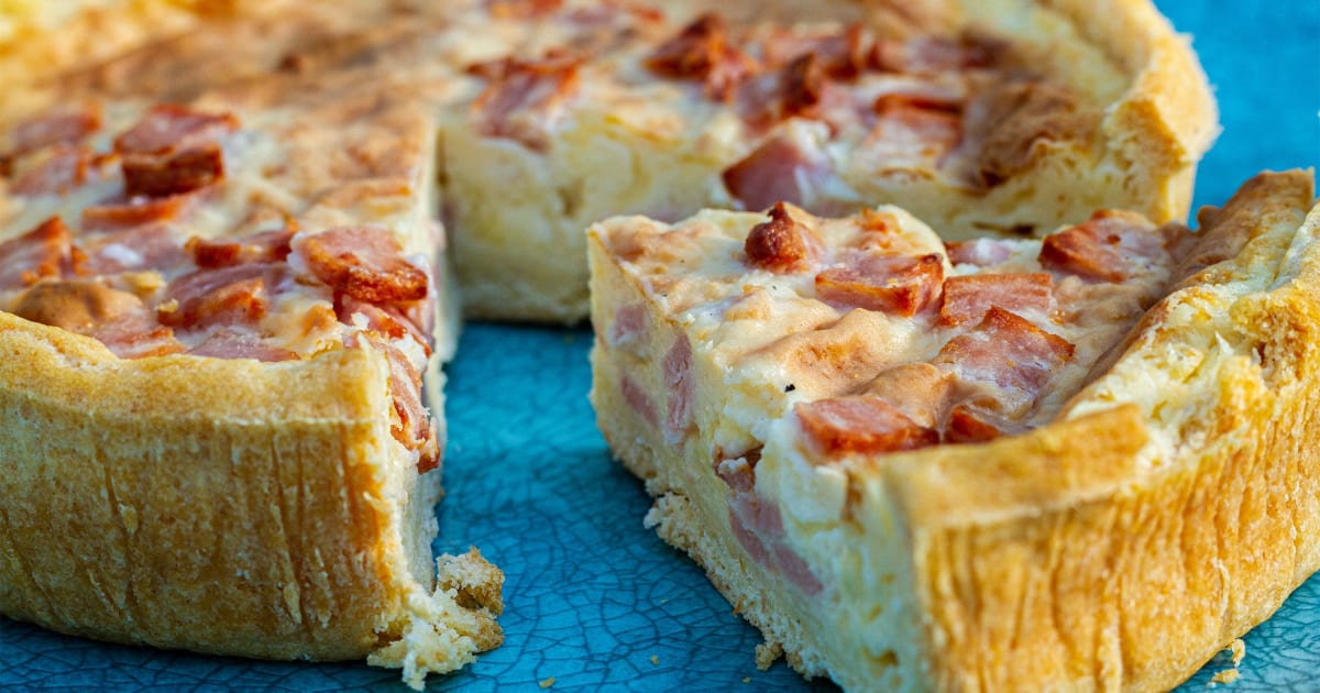 Mini Mart Hot Food in Hamlyn Heights Order from Menulog