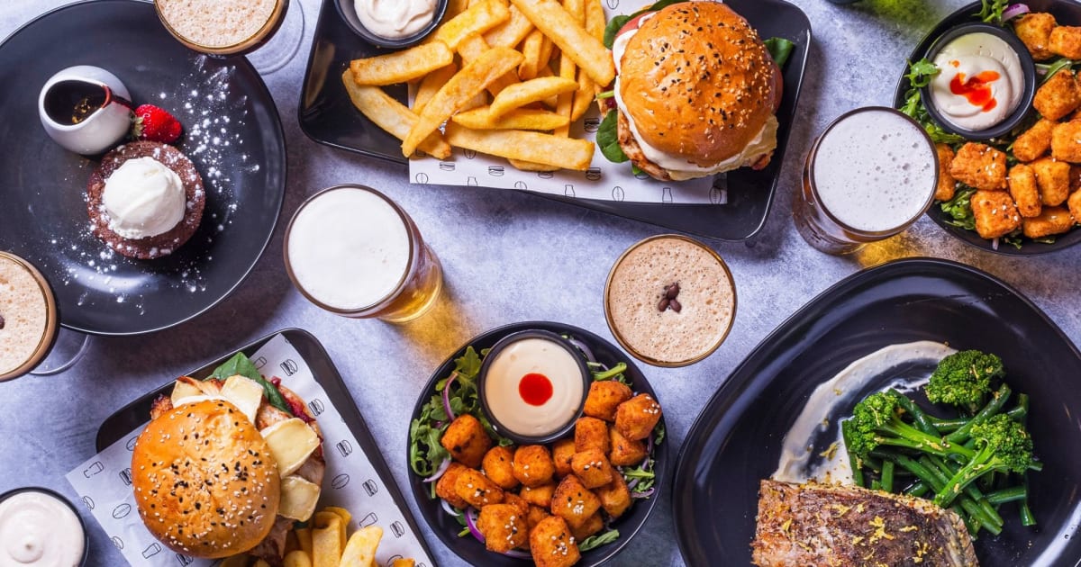 The Sporting Globe Rockingham restaurant menu in Rockingham Order from Menulog