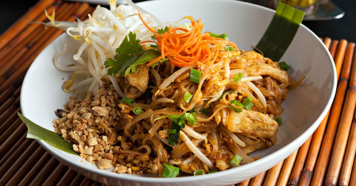 Special Chinese Noodles Sushi in Rockhampton Order from Menulog