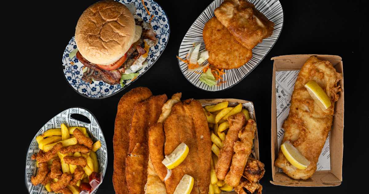 Delgados restaurant menu in Redcliffe Order from Menulog