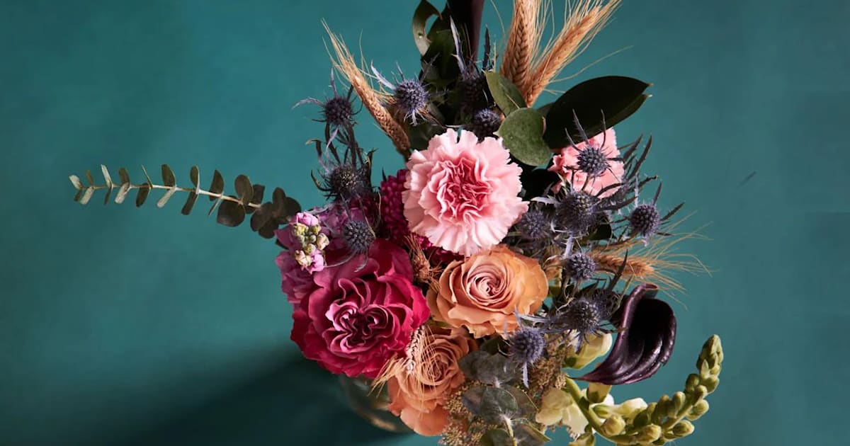 Akira Jaine Flowers and Gifts in Fitzgibbon Restaurant reviews