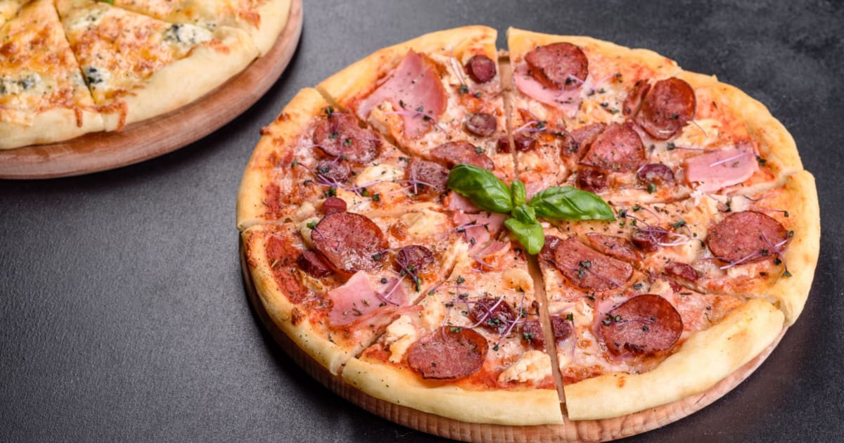 Western Pizza, Kebab and Charcoal restaurant menu in Tregear Order