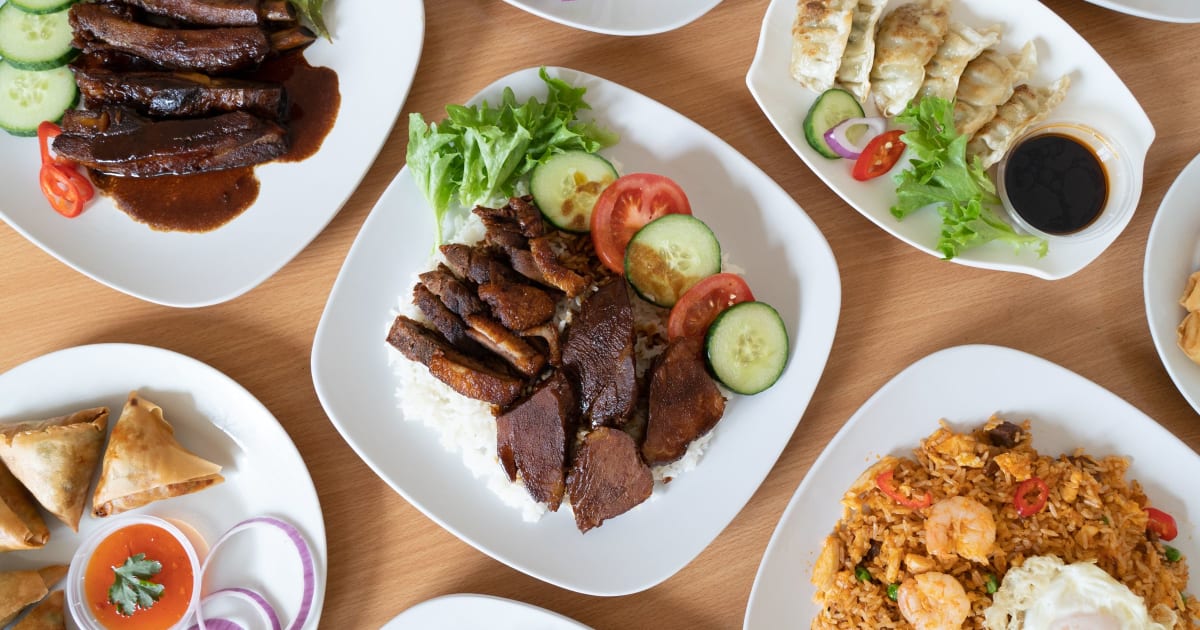 Lucky Mama Malaysian Restaurant in Tugun Order from Menulog
