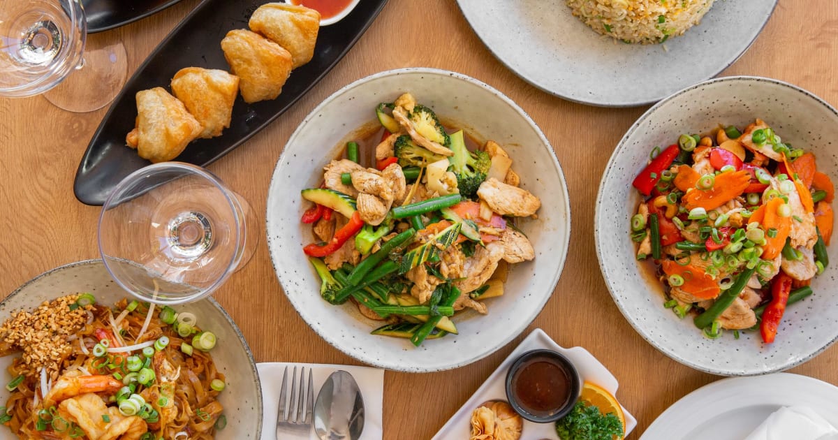 Thai On the Hill Robina restaurant menu in Robina Order from Just Eat