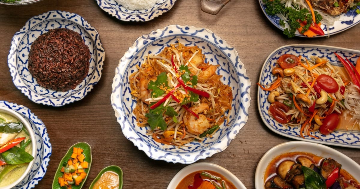 Pai Tong Thai Restaurant restaurant menu in Woonona Order from Menulog