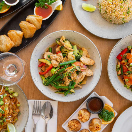 Thai on the outlet hill