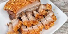 Mamitas Kusina Cafe & Asian Takeaway
