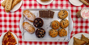 Zet & Zaatar Bakery - Greenvale Lakes