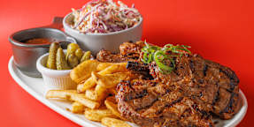 Big Buns Burgers, Ribs & Shakes
