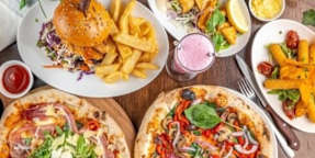 Landing Point Woodfire Pizza & Pasta - Cobblebank