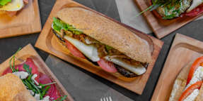 Aloonak Pizza and Sandwiches